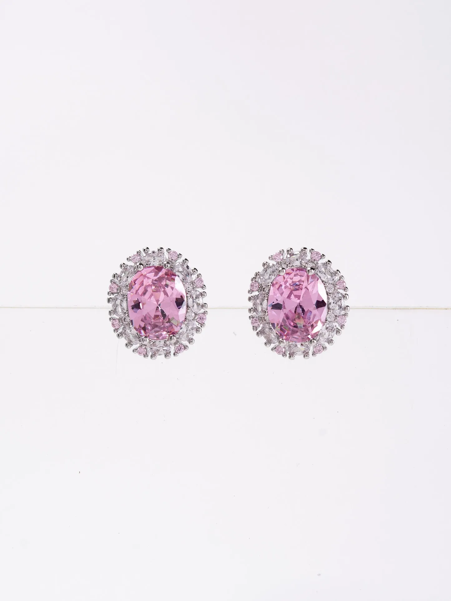 Skylar Stud Minimal Earrings